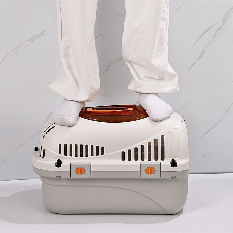 Easy Feeding & Portable Escape-proof Airline Pet Carrier