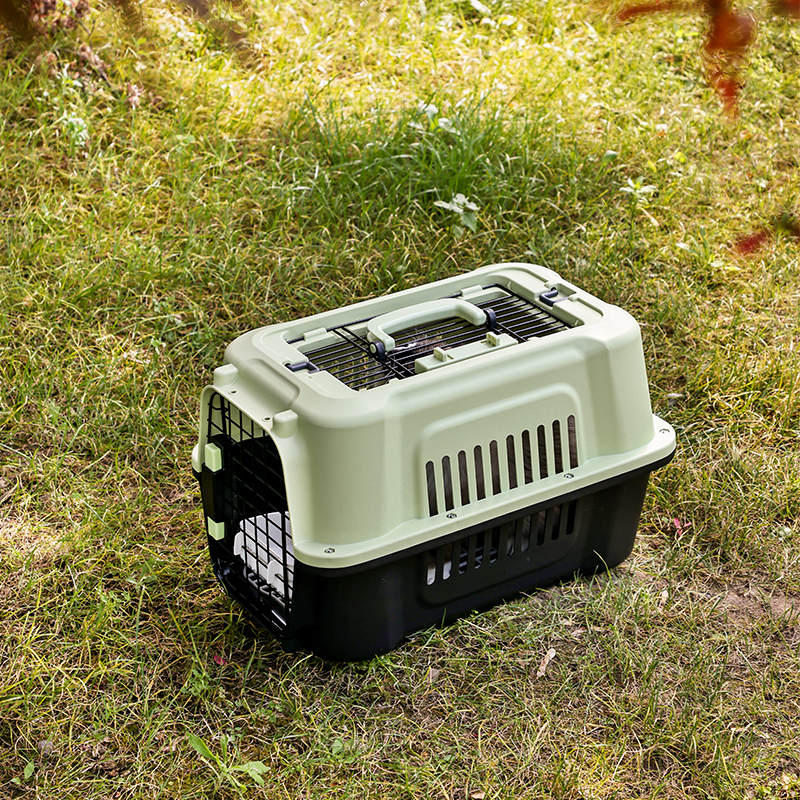 Large Pet Carrier with Top Hatch & Removable Bowls