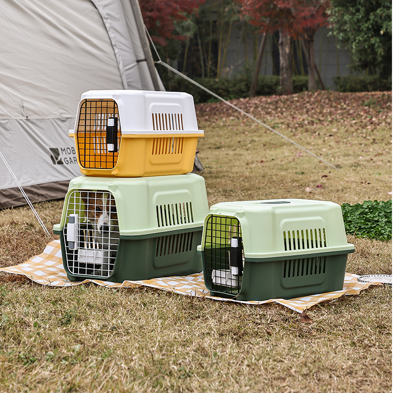 Durable Pet Carrier with Sturdy Plastic & Metal Doors