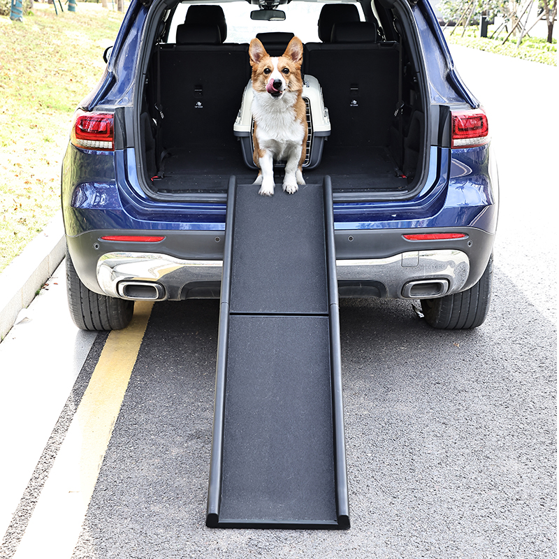 Heavy-duty Foldable Anti-slip Pet Ramp for Large Dogs